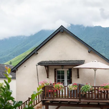 Cosy Vallee D'aspe Дом отдыха Accous