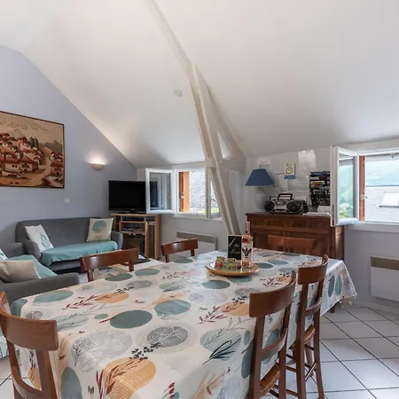 Cosy Vallee D'aspe 度假居